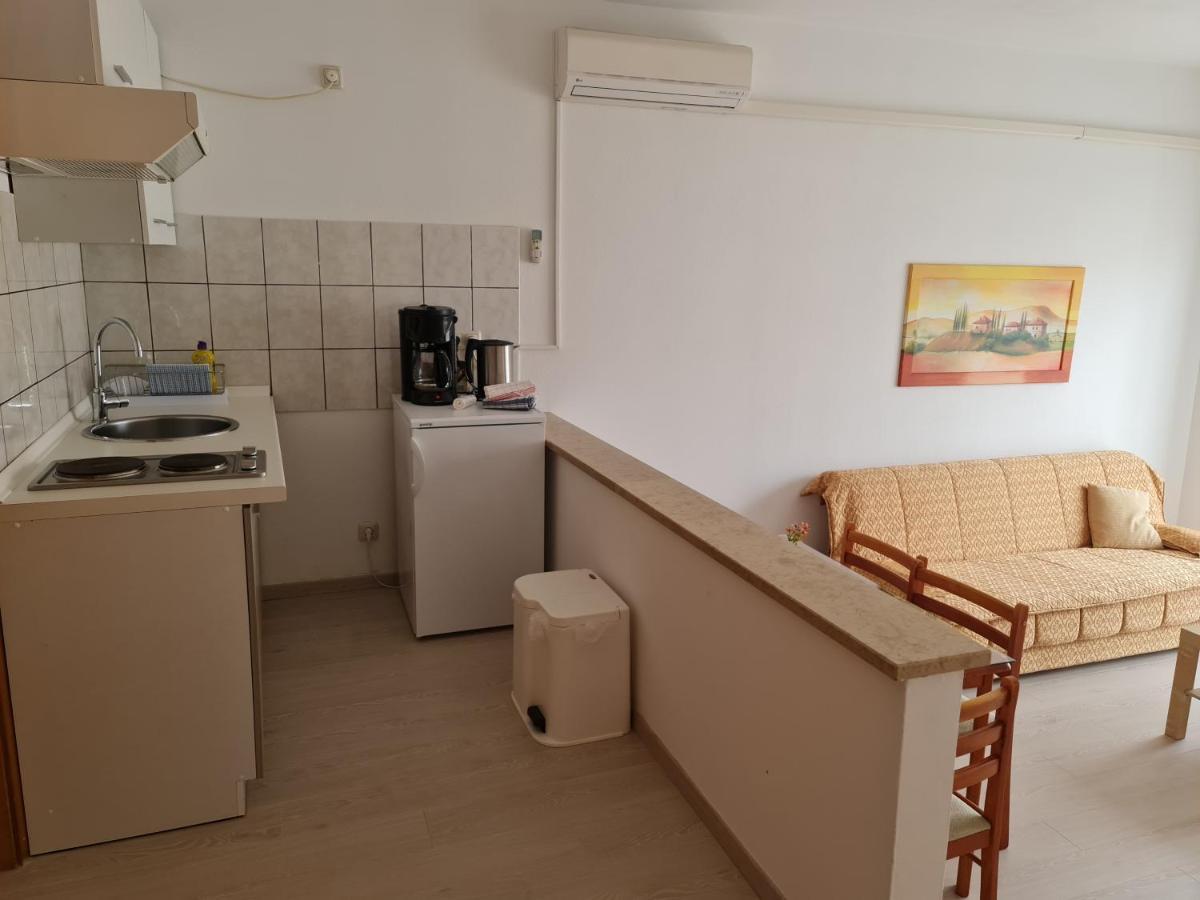 Apartment Mira Πούλα Εξωτερικό φωτογραφία