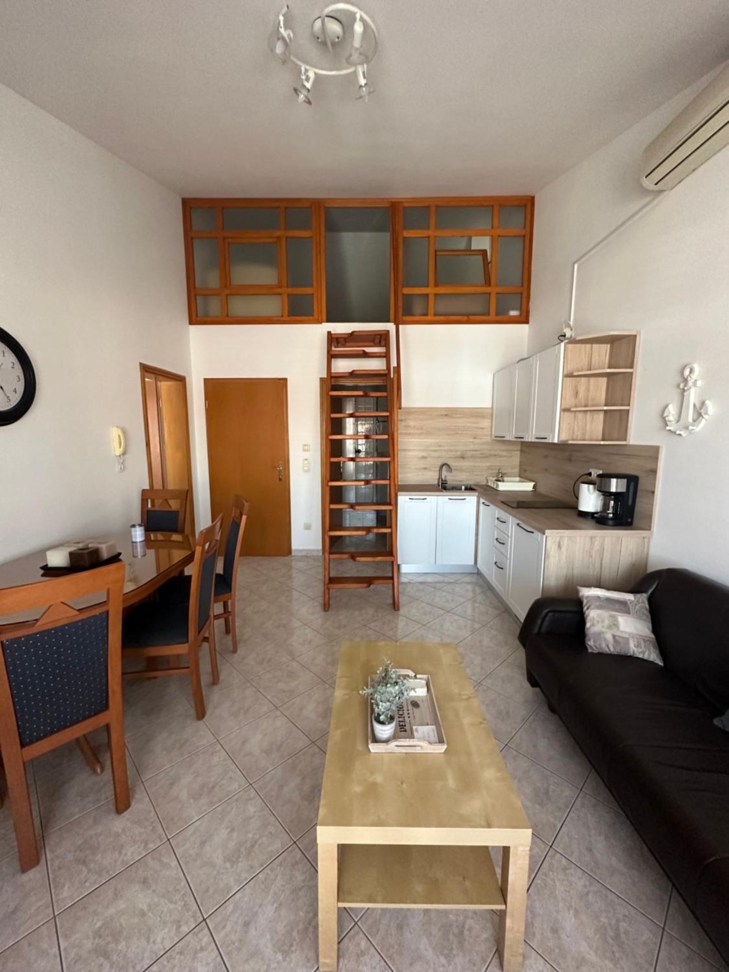 Apartment Mira Πούλα Εξωτερικό φωτογραφία