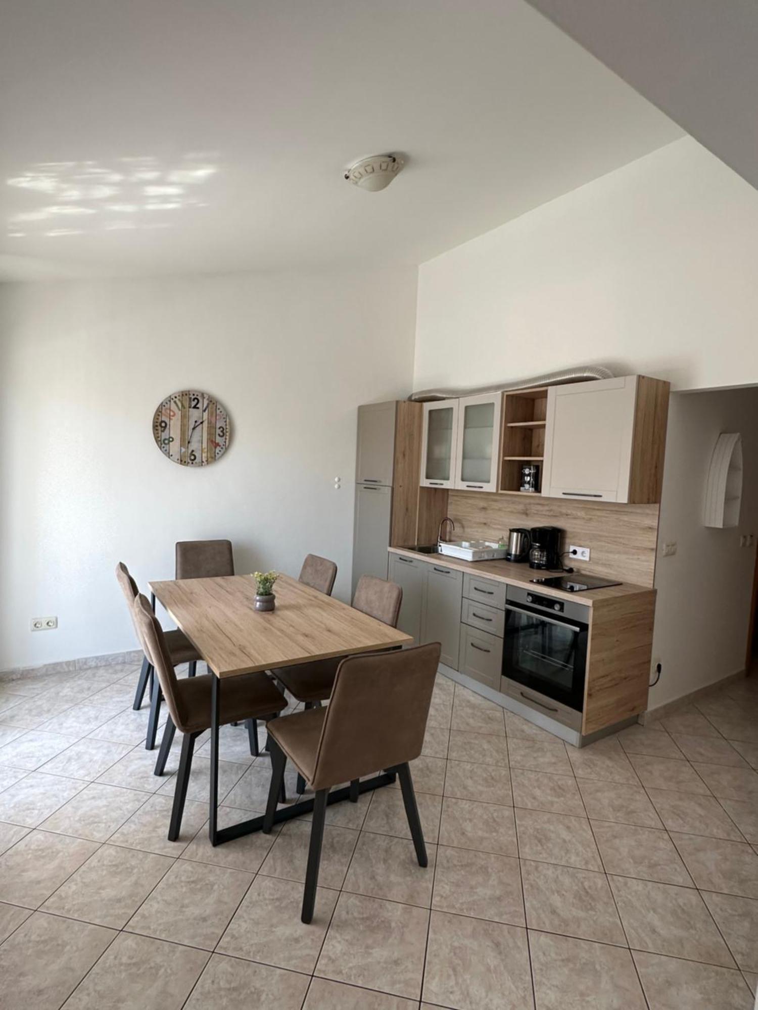 Apartment Mira Πούλα Εξωτερικό φωτογραφία