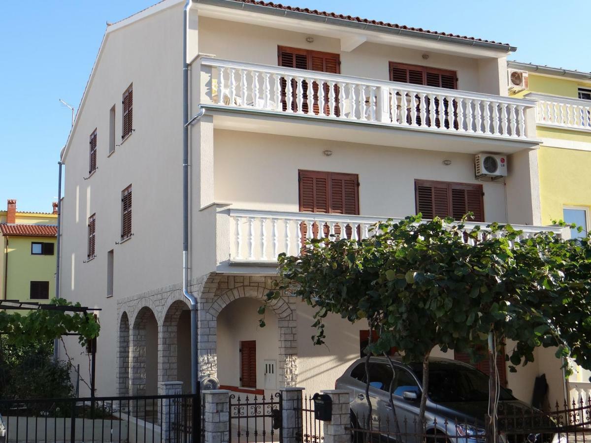 Apartment Mira Πούλα Εξωτερικό φωτογραφία